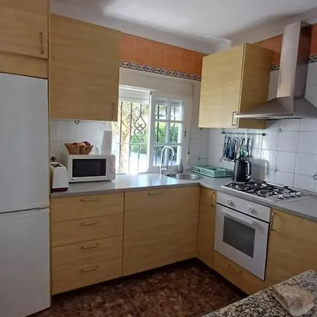 Con Piscina Privada Jardin Del Sol Solo Familias Y Parejas シャレー *