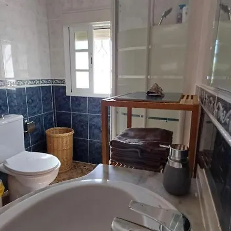 Con Piscina Privada Jardin Del Sol Solo Familias Y Parejas コニル・デ・ラ・フロンテラ